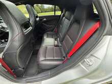 Mercedes-Benz Cla Cla 250 4Matic Amg