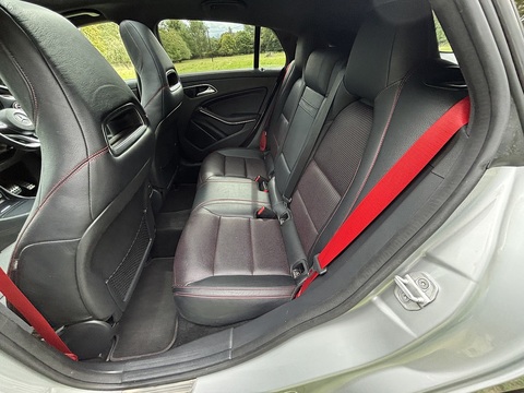 Cla 250 4Matic Amg 2.0 5dr Estate Automatic Petrol
