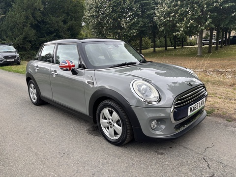 Cooper 1.5 5dr Hatchback Automatic Petrol