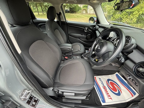 Cooper 1.5 5dr Hatchback Automatic Petrol