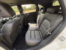 Mercedes-Benz B-Class B180 Blueefficiency Sport 