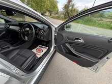 Mercedes-Benz Gla-Class Gla250 4Matic Sport