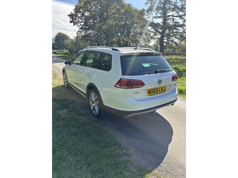 Alltrack Tsi 4Motion Dsg 1.8 5dr Estate Semi Auto Petrol