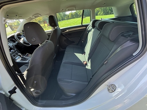 Alltrack Tsi 4Motion Dsg 1.8 5dr Estate Semi Auto Petrol