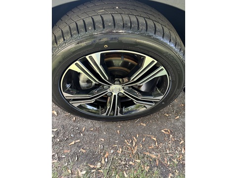 T4 Inscription Awd 2.0 5dr Estate Automatic Petrol