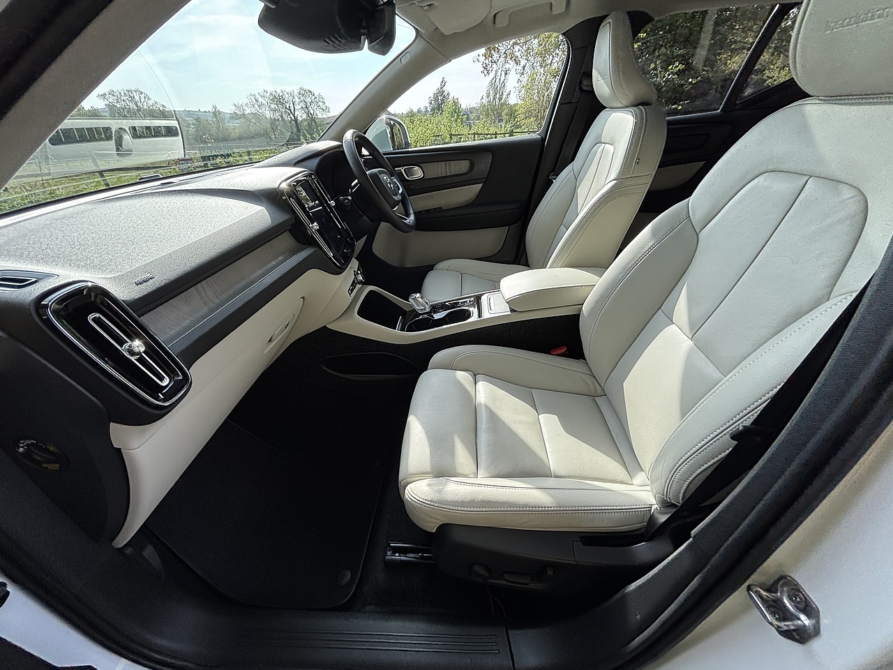 2020 Volvo XC40