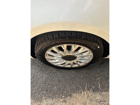 1.2 Lounge Hatchback 3dr Petrol Manual Euro 6 (s/s) (69 bhp)