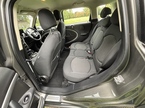 Cooper 1.6 5dr Hatchback Automatic Petrol