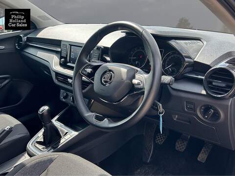 Skoda Fabia MPI SE Comfort - U10000