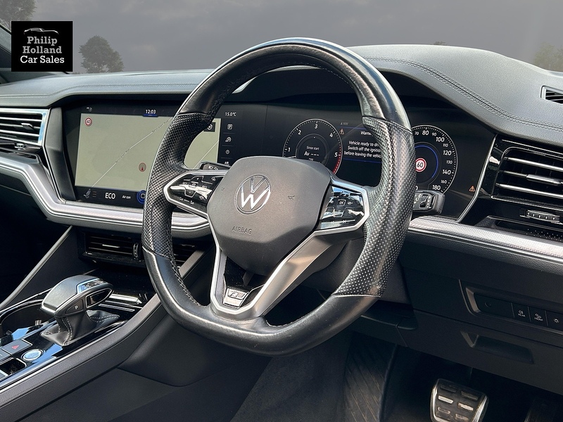 Volkswagen Touareg TDI V6 Black Edition - U10001