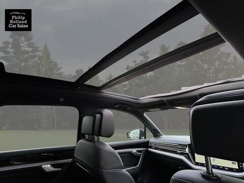 Volkswagen Touareg TDI V6 Black Edition - U10001