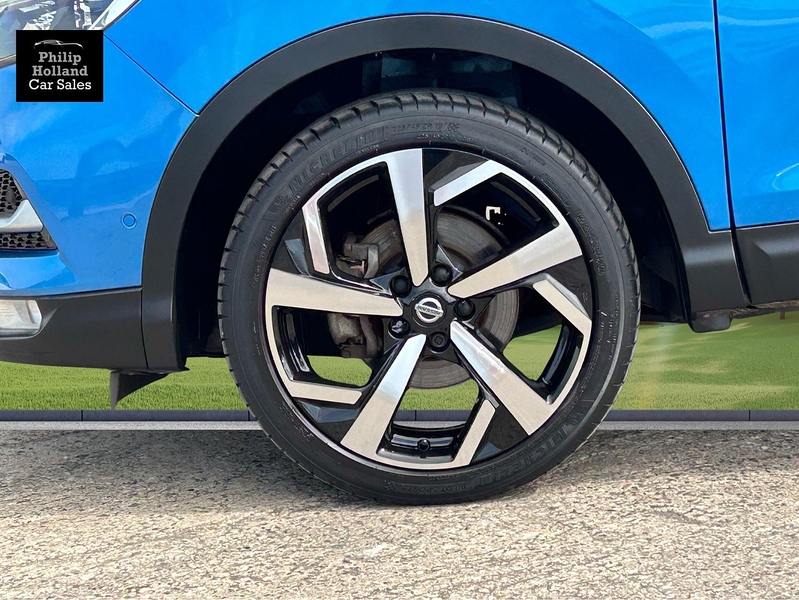 Nissan Qashqai DIG-T Tekna - U10002