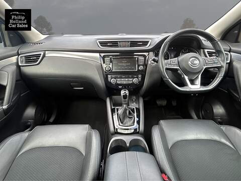 Nissan Qashqai DIG-T Tekna - U10002