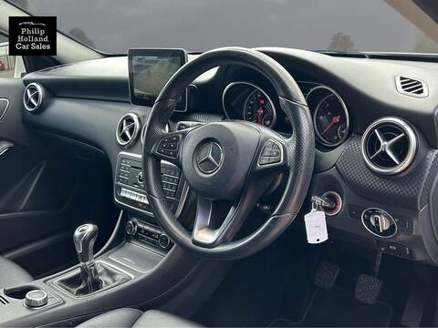 Mercedes-Benz A Class A180d Sport - U10003