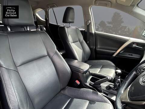 Toyota RAV4 D-4D Icon - U10005