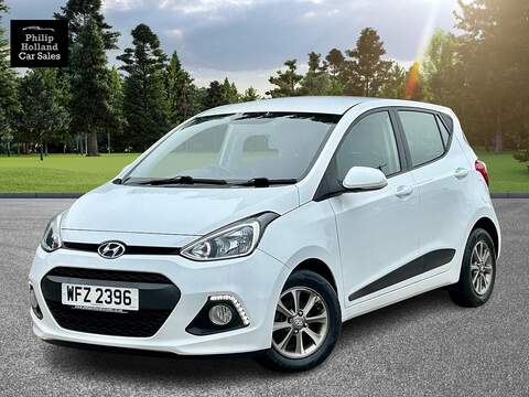 Hyundai i10 1.7 CRDi Blue Drive S Tourer 5dr Diesel Manual Euro 6 (s/s) (115 ps)