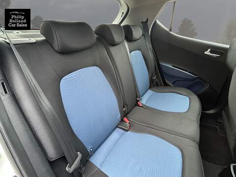 Hyundai i10 Premium - U10006