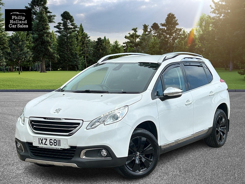 Peugeot 2008 PureTech Allure - U10011