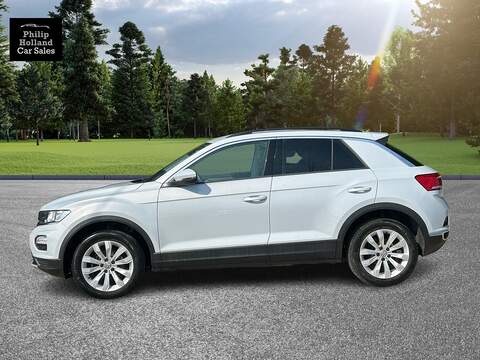 Volkswagen T-Roc TDI SE - U10014