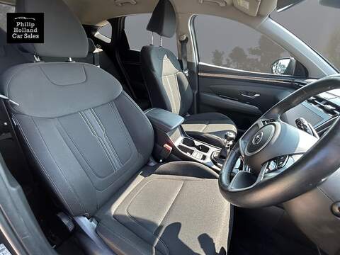 Hyundai TUCSON T-GDi Premium - U10015
