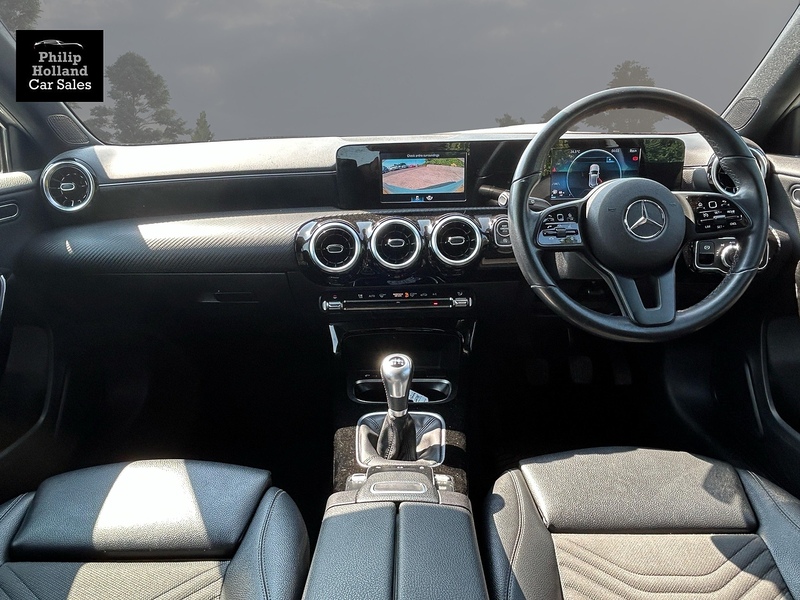 Mercedes-Benz A Class A180d SE - U10016