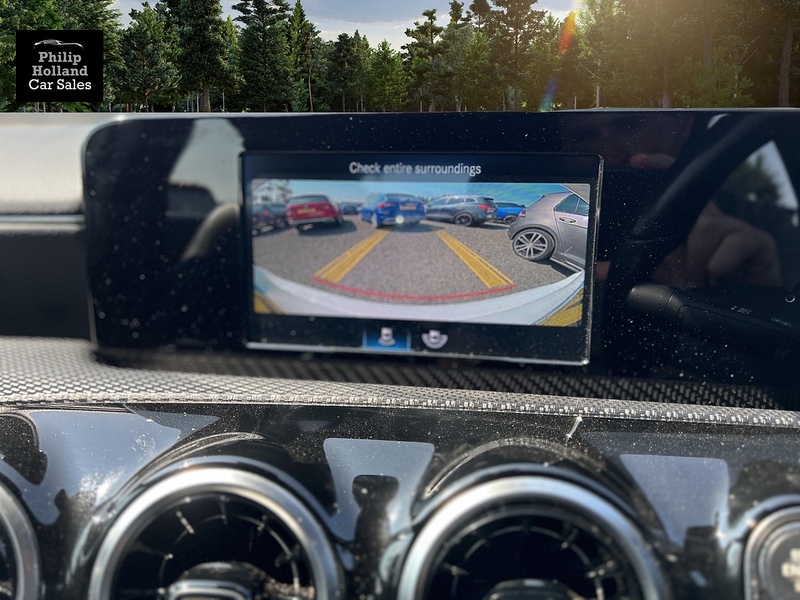 Mercedes-Benz A Class A180d SE - U10016