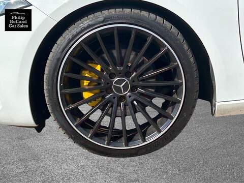 Mercedes-Benz A Class A180d SE - U10016