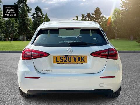 Mercedes-Benz A Class A180d SE - U10016