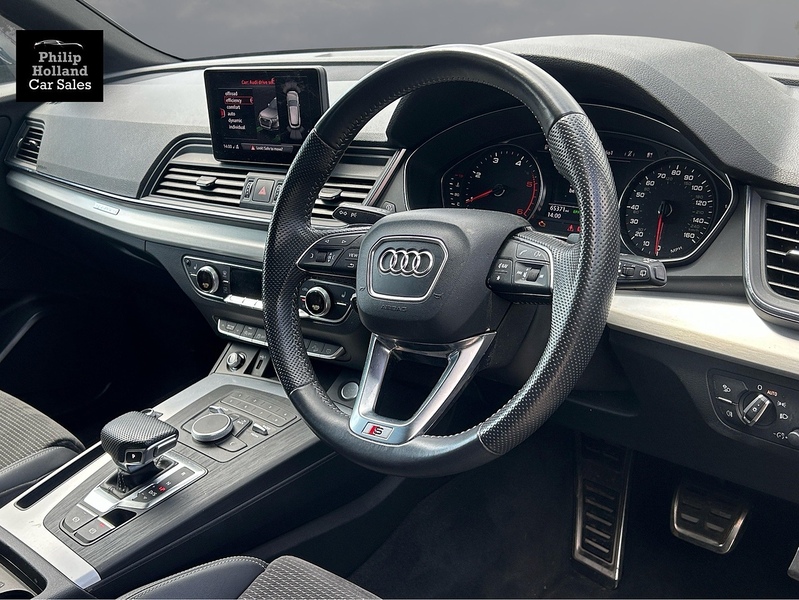 Audi Q5 TDI S line - U10017