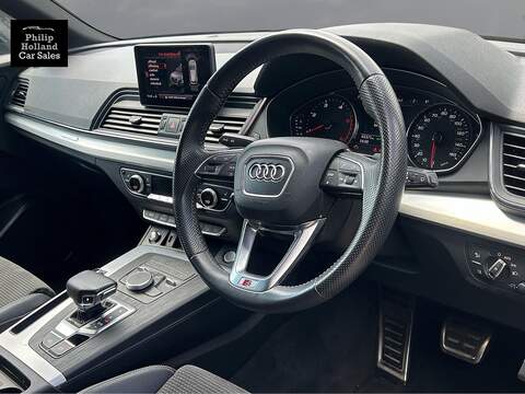 Audi Q5 TDI S line - U10017