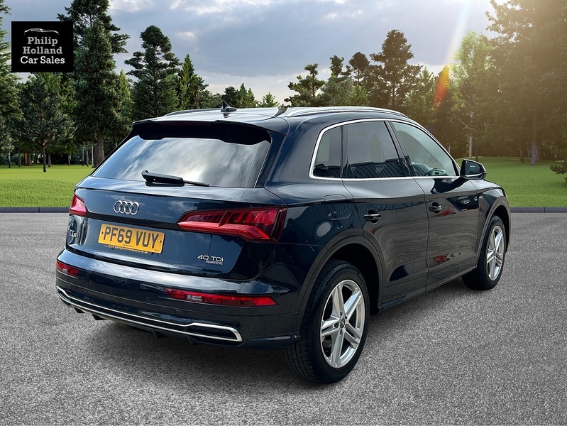 Audi Q5 TDI S line - U10017