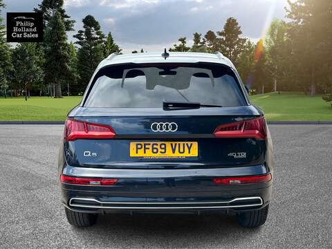 Audi Q5 TDI S line - U10017