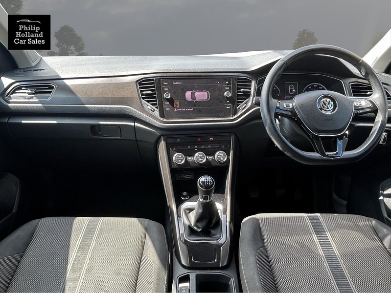 Volkswagen T-Roc TDI SE - U10019
