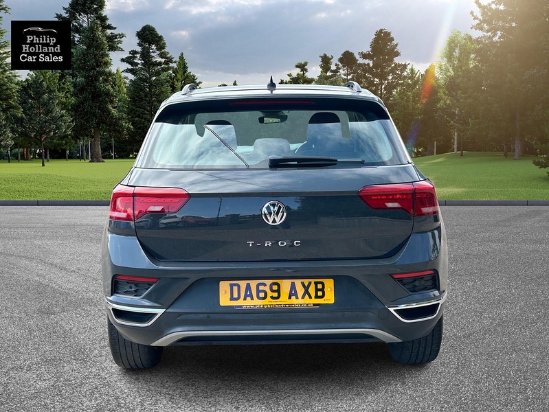 Volkswagen T-Roc TDI SE - U10019