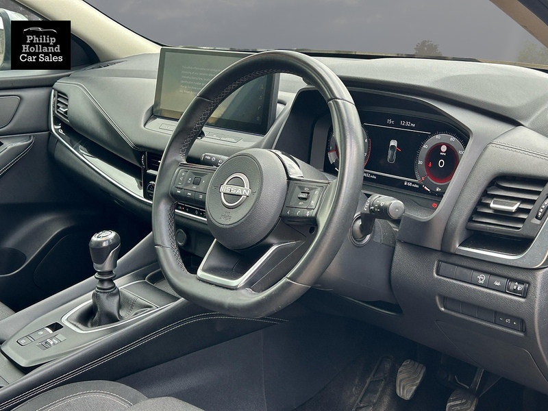 Nissan Qashqai DIG-T MHEV N-Connecta - U10021