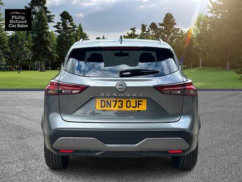 Nissan Qashqai DIG-T MHEV N-Connecta - U10021