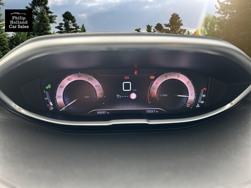 Peugeot 3008 GT Line - U10023