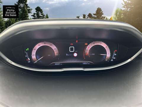 Peugeot 3008 GT Line - U10023
