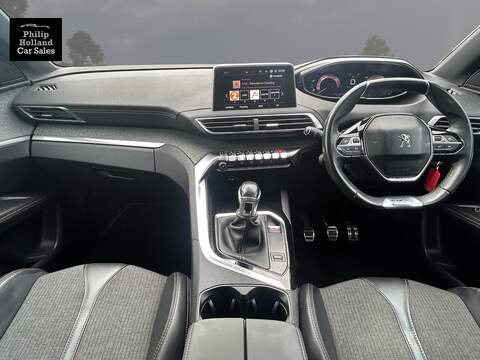 Peugeot 3008 GT Line - U10023