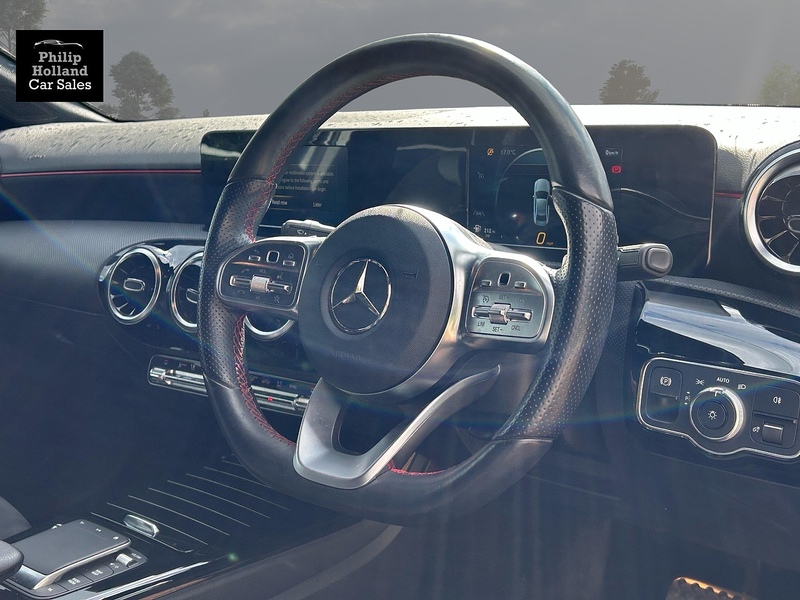 Mercedes-Benz A Class A220d AMG Line - U10025