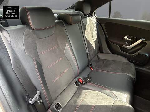 Mercedes-Benz A Class A220d AMG Line - U10025