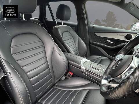 Mercedes-Benz GLC GLC220d AMG Line - U10026