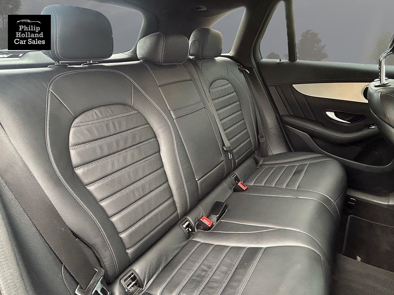 Mercedes-Benz GLC GLC220d AMG Line - U10026