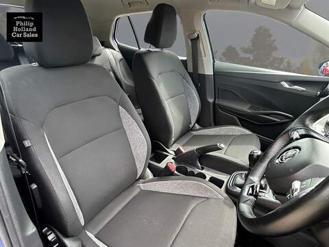 Skoda Fabia MPI SE Comfort - U10027