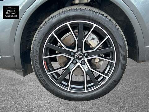 Audi Q5 TDI Black Edition - U10029
