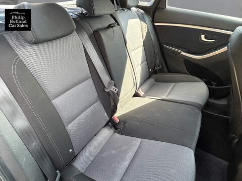 Hyundai i30 CRDi Blue Drive SE - U10037