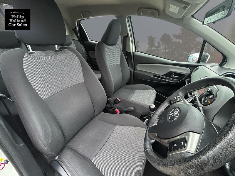 Toyota Yaris Dual VVT-i Icon - U10046