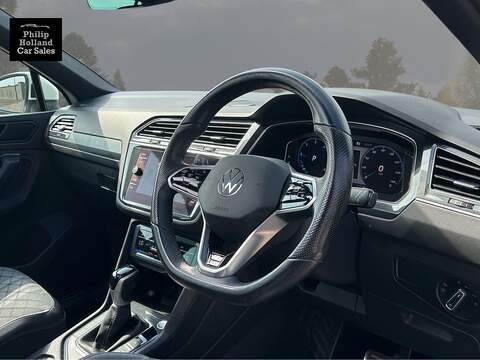 Volkswagen Tiguan TDI R-Line - U10053