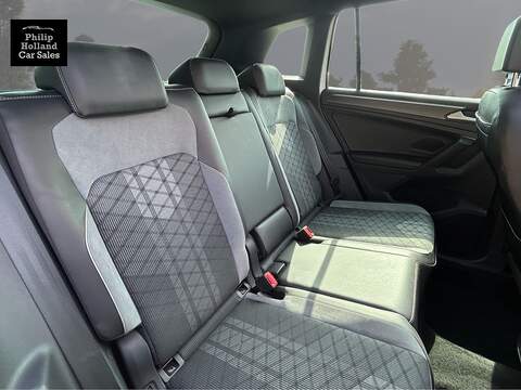 Volkswagen Tiguan TDI R-Line - U10053