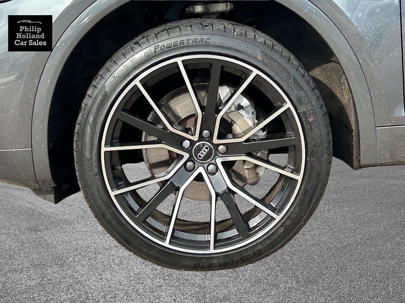 Audi Q5 TDI S line - U10055